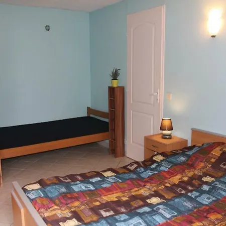 La Fontaine Lägenhet